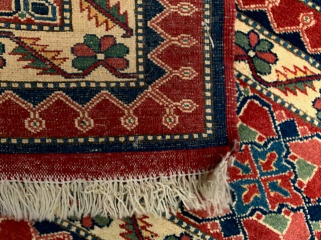 photo vintage Turkish Bergama Rug 385x320 Cm Vintage Carpet, Tribal Large Square
