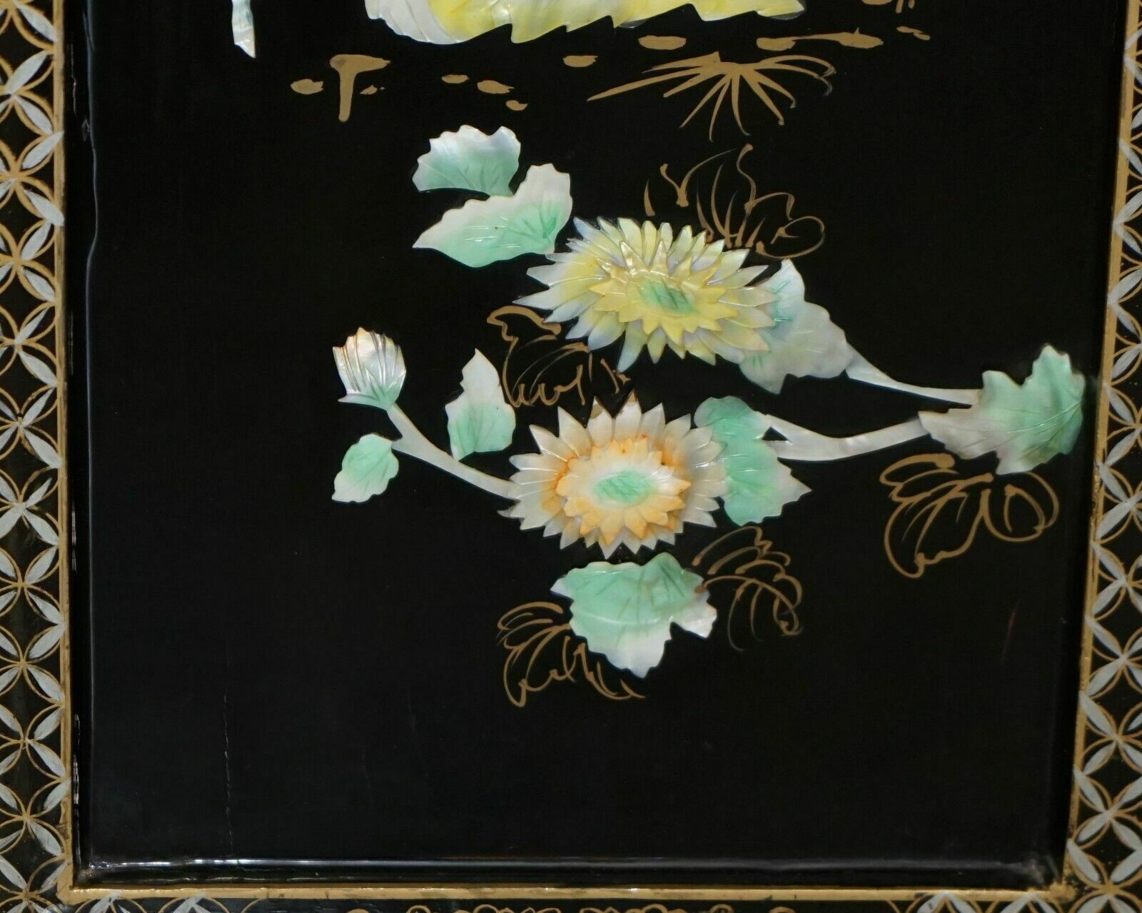 photo vintage Rare & Collectable Antique Chinese Export Soapstone Folding Screen Room Divider