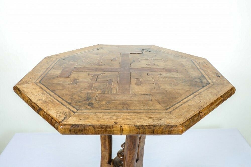 Victorian Occasional Table Olive Wood Side Spiral Leg photo vinterior