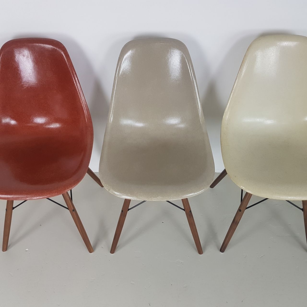 Eames Herman Miller Dsw Side Chairs In Terracotta Seafoam Green Light Greige And Parchment photo Furniture