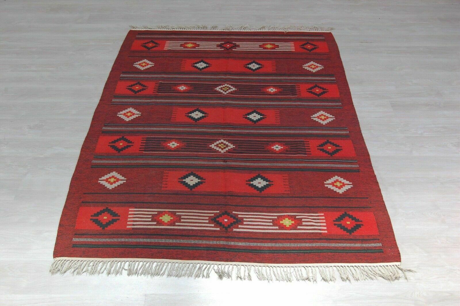 Red Burgundy Kilim Carpet With Rhombuses 245 X 155 Ethnic Oriental Well Maintained