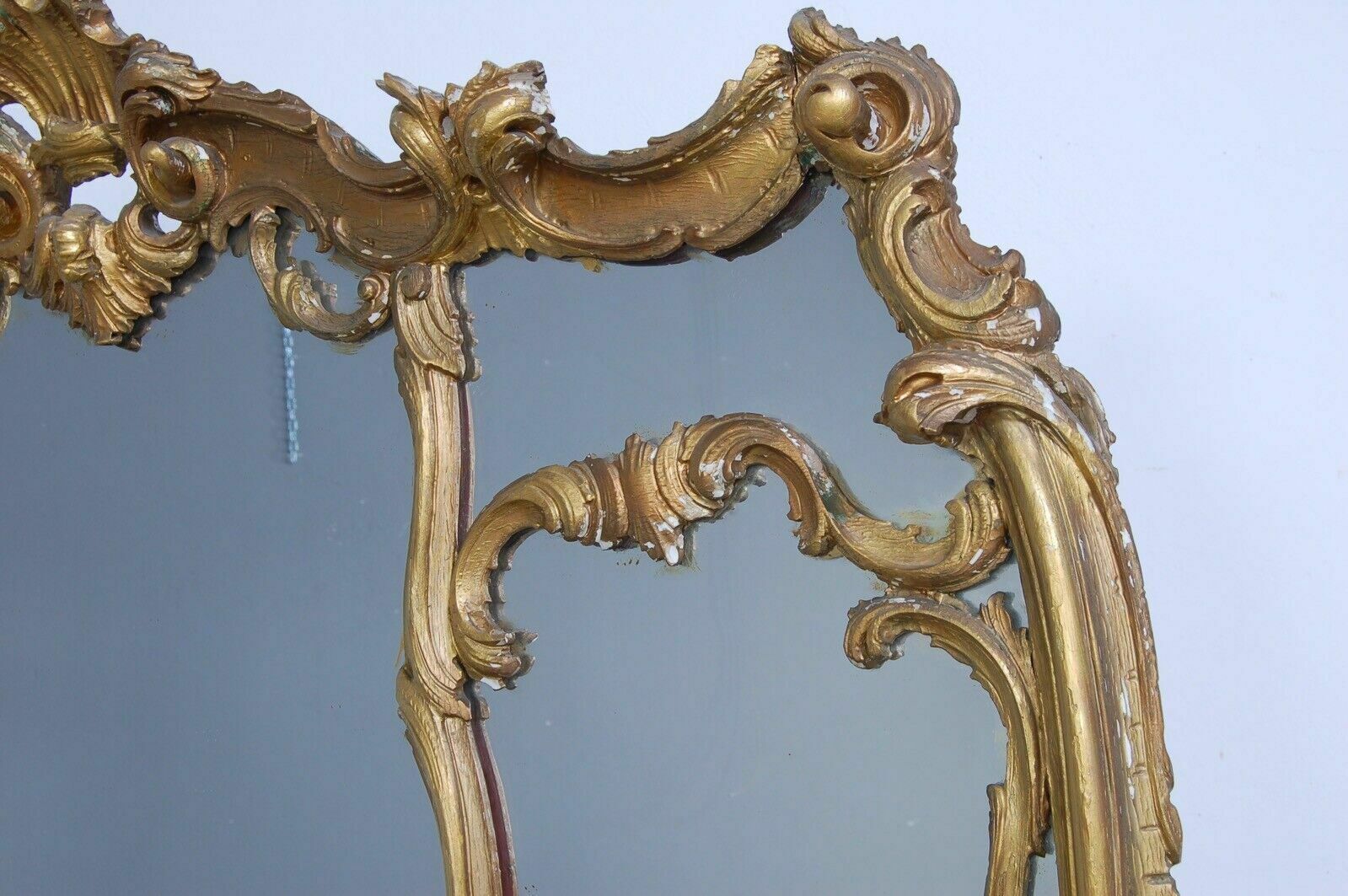 photo furniture Baroque Dressing Table Suspended Console Large Mirror Gold Frame Applique Drops