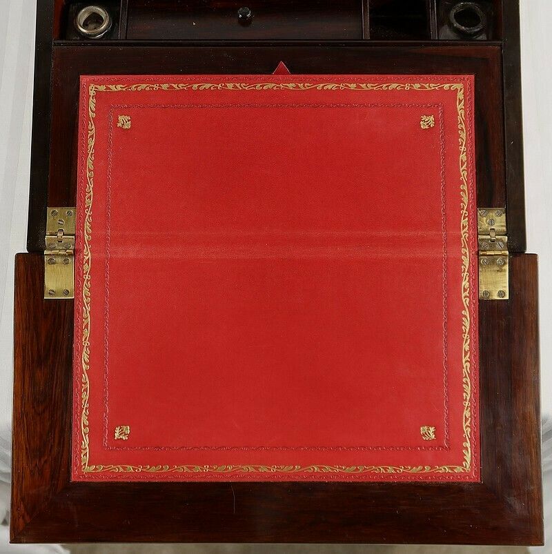 photo vinterior Travel Case Napoleon III Period – Mid 19th Century