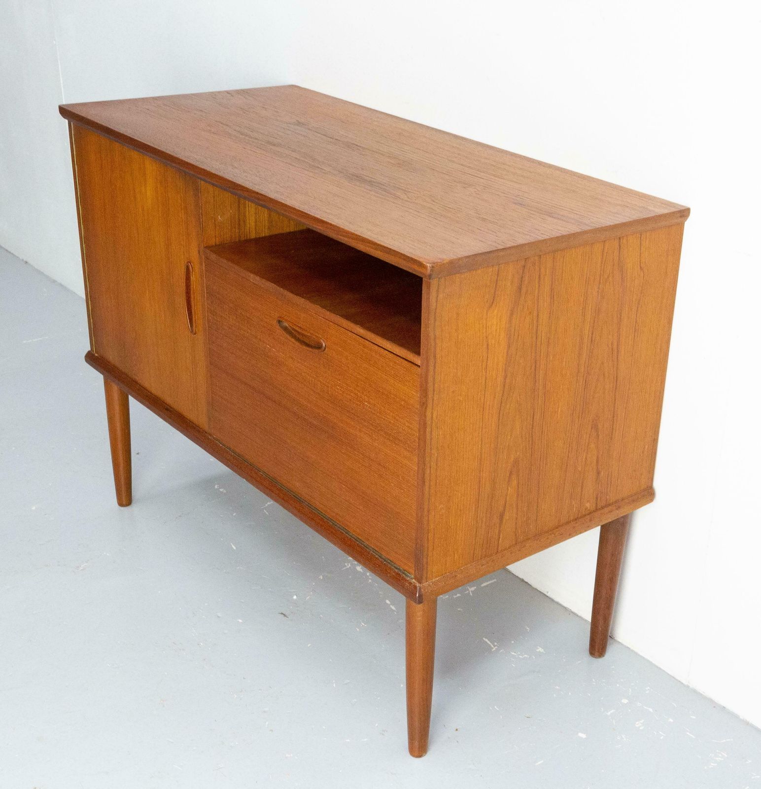 Danish Side Or Hi Fi Cabinet, Teck, Typical Of The 1950s, Midcentury photo Furniture