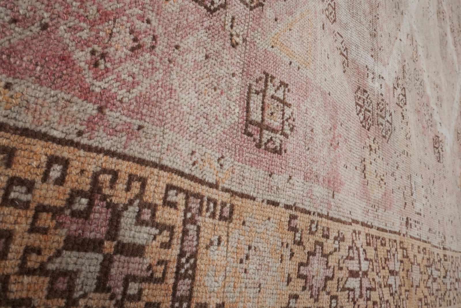 Distressed Turkish Wool Pink Runner Rug With Southwestern Style 4'9" X 10'12" photo buy