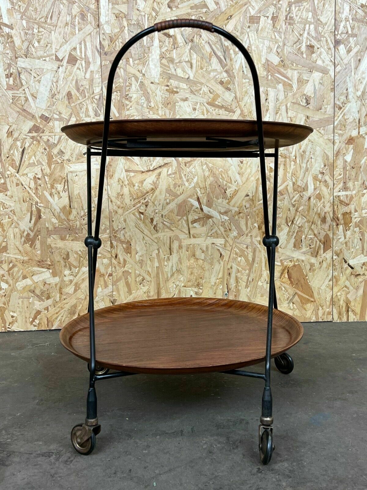 photo furniture 60s 70s Teak Serving Trolley Jie Gantofta String Serving Trolley Sweden 60s