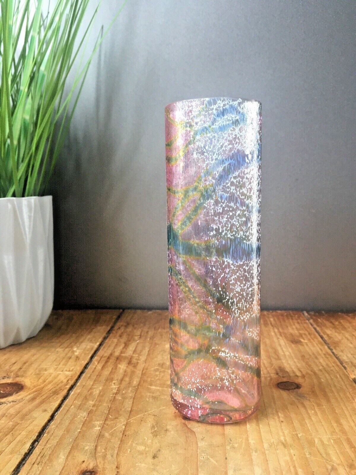 Beautiful Okra Coral Speckled Abstract Web Studio Glass Bud Vase Richard Golding photo 50.0