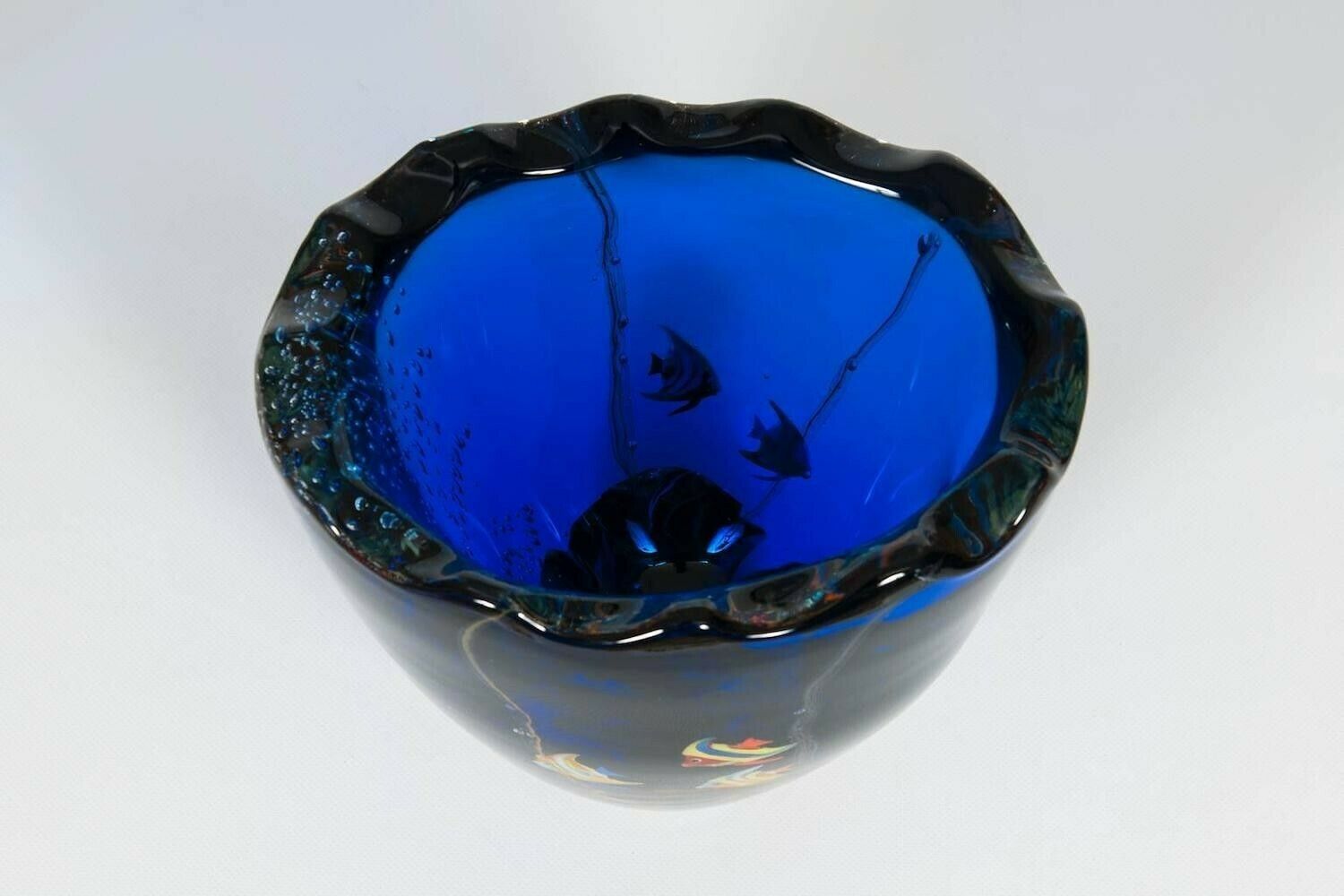Massive Italian Vase Aquarium With Fishes In Blown Murano Glass 1980s photo buy