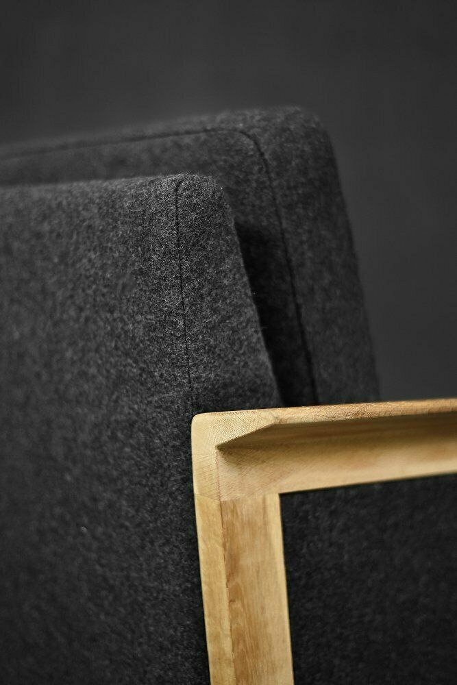 photo vintage Mid Century Modern Danish Oak And Felt Lounge Chairs, 1960s, Set Of 2