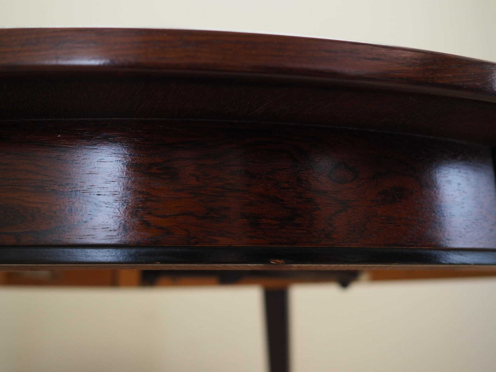 photo vinterior Round Vintage Table, Danish Design, 1970s, Manufacturer: Omann Jun