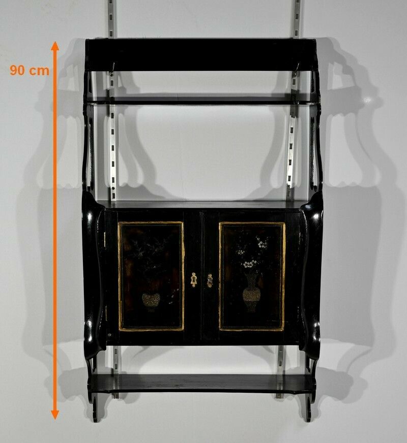 photo vintage Small Wall Cabinet In Lacquered Wood, China   Late 19th Century