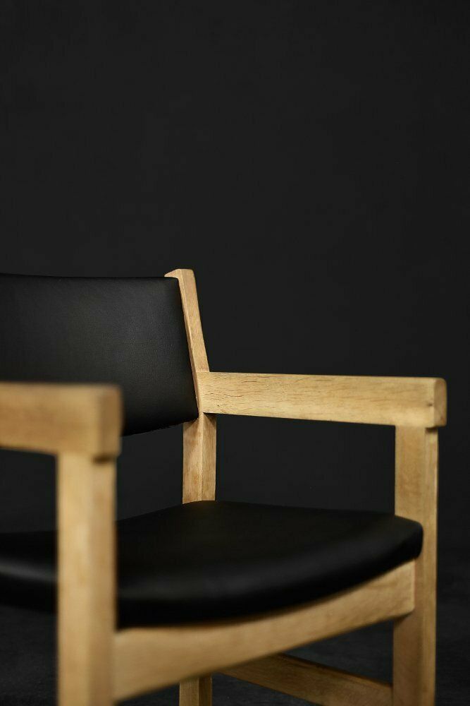 Furniture Mid Century Modern Danish Oak Chairs By Hans J. Wegner For Getama, 1960s, Set Of 4 photo