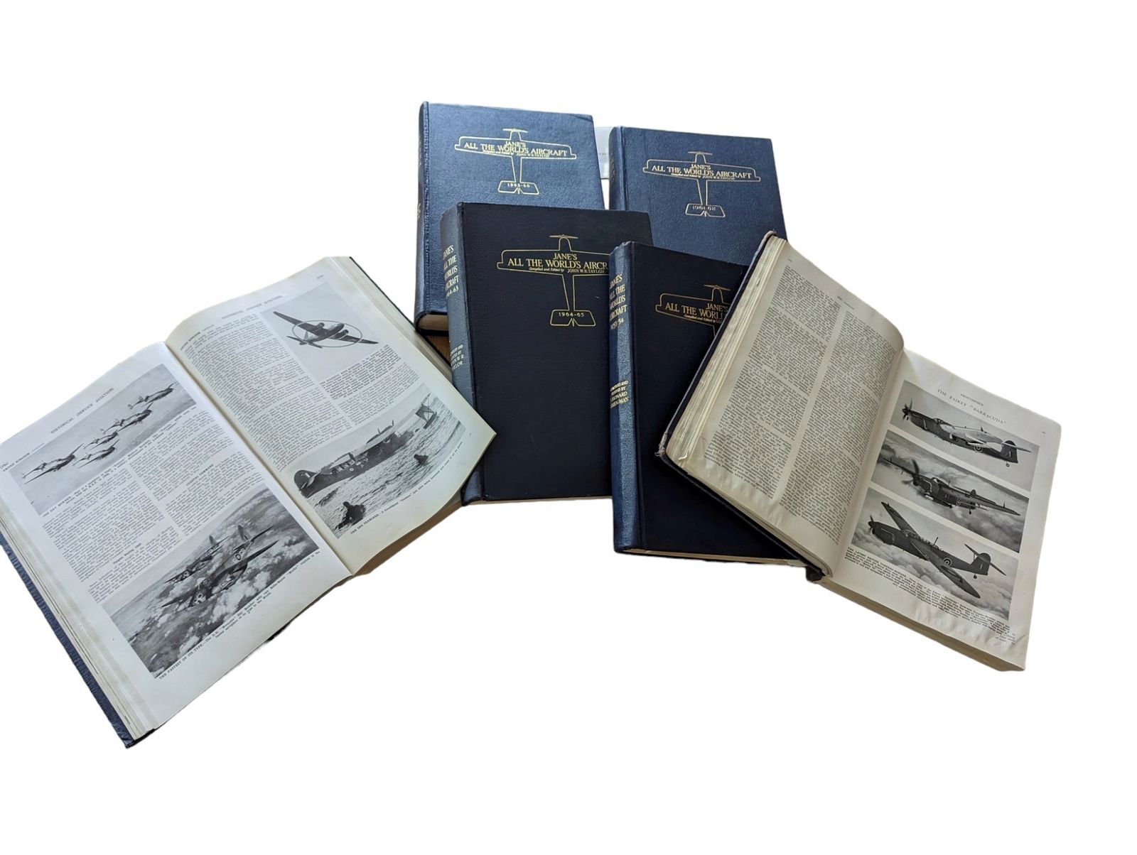 Set Of 6   Jane's All The World's Aircraft 1942 1966