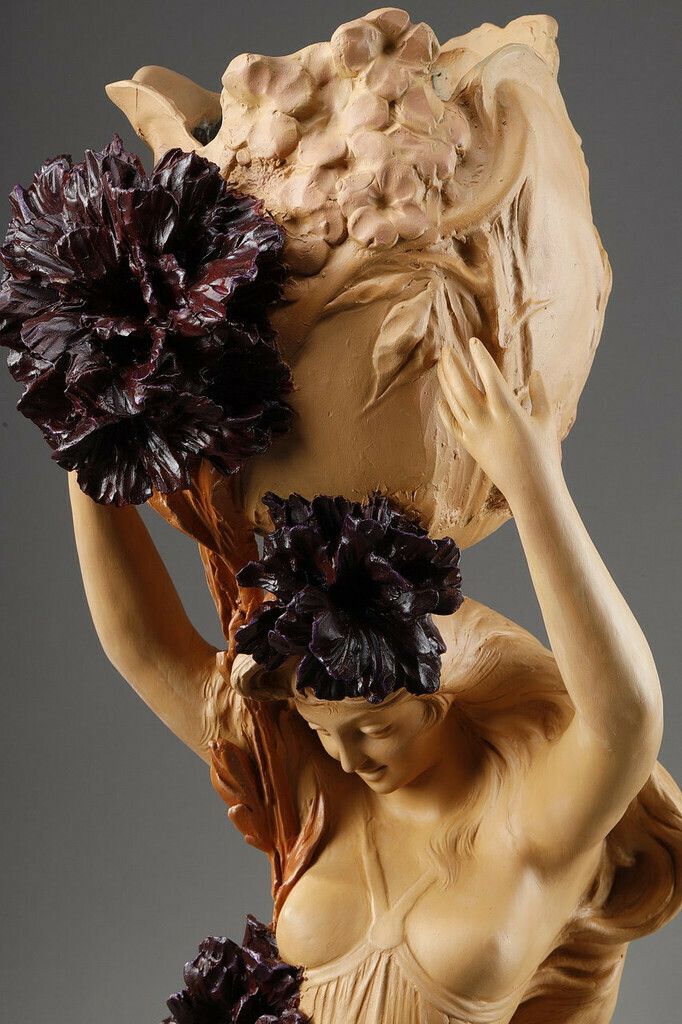 Polychrome Terracotta Sculpture, "Woman With A Basket" Signed Capaldo, 20th Century photo vinterior