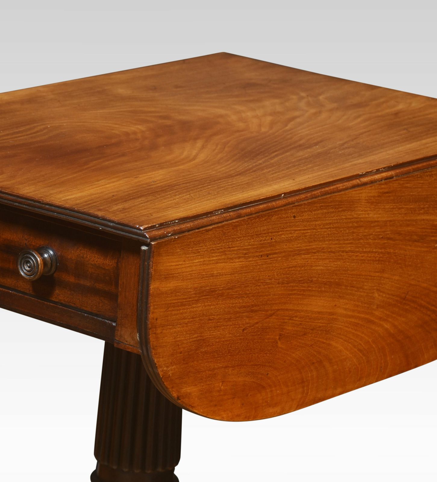 Regency Mahogany End Table photo 1050.0
