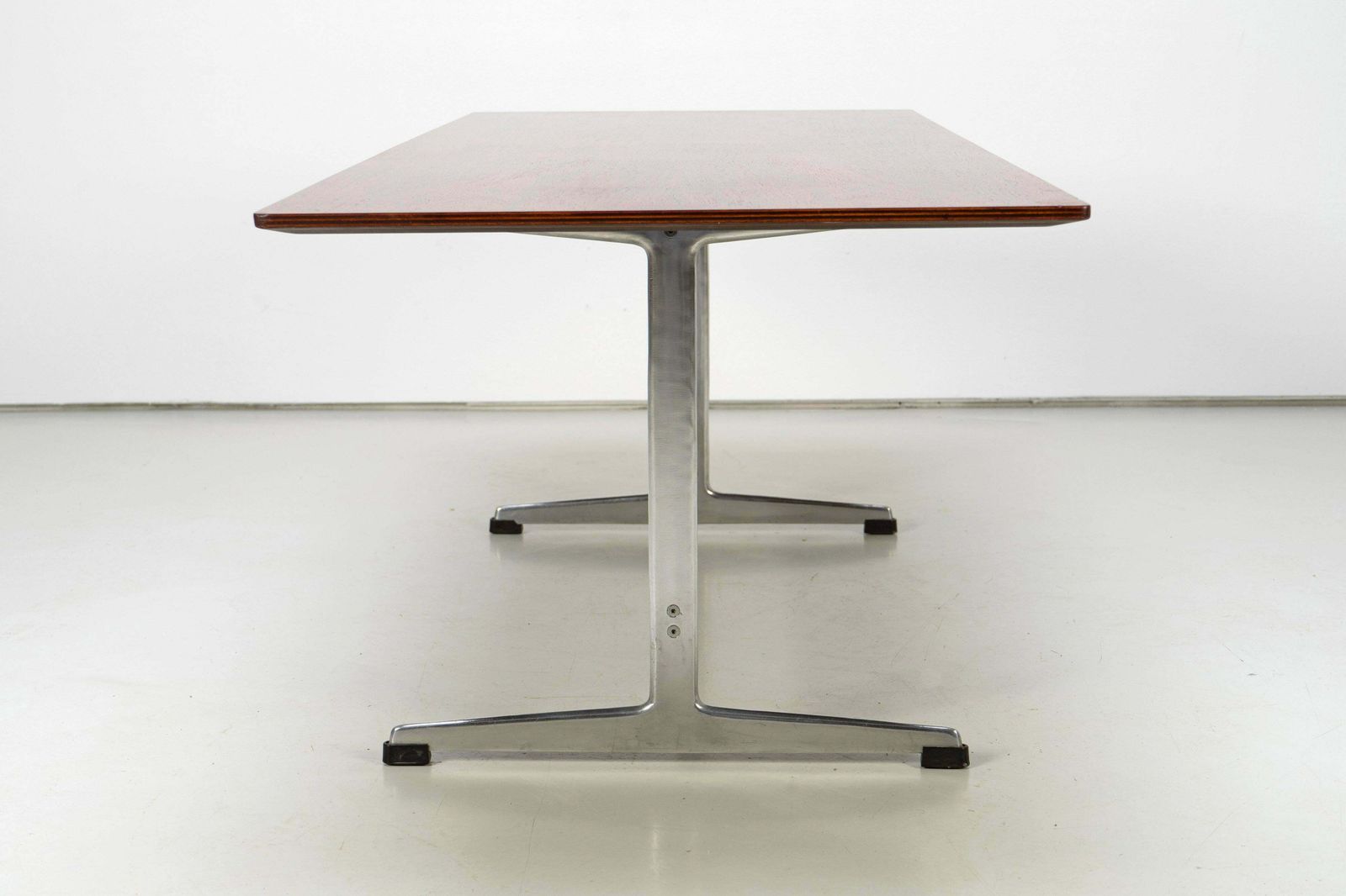 photo furniture Danish Modern Rosewood Coffee Table By Arne Jacobsen For Fritz Hansen, 1960s