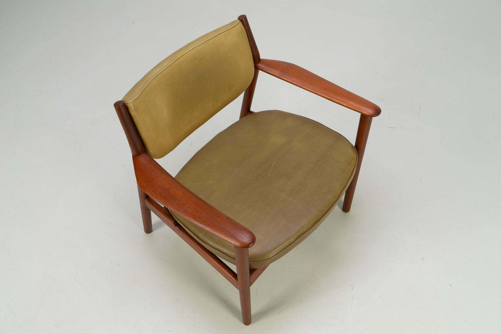 Pair Of Scandinavian Easy Chairs With Teak And Leather By Westnofa, 1960s photo vintage