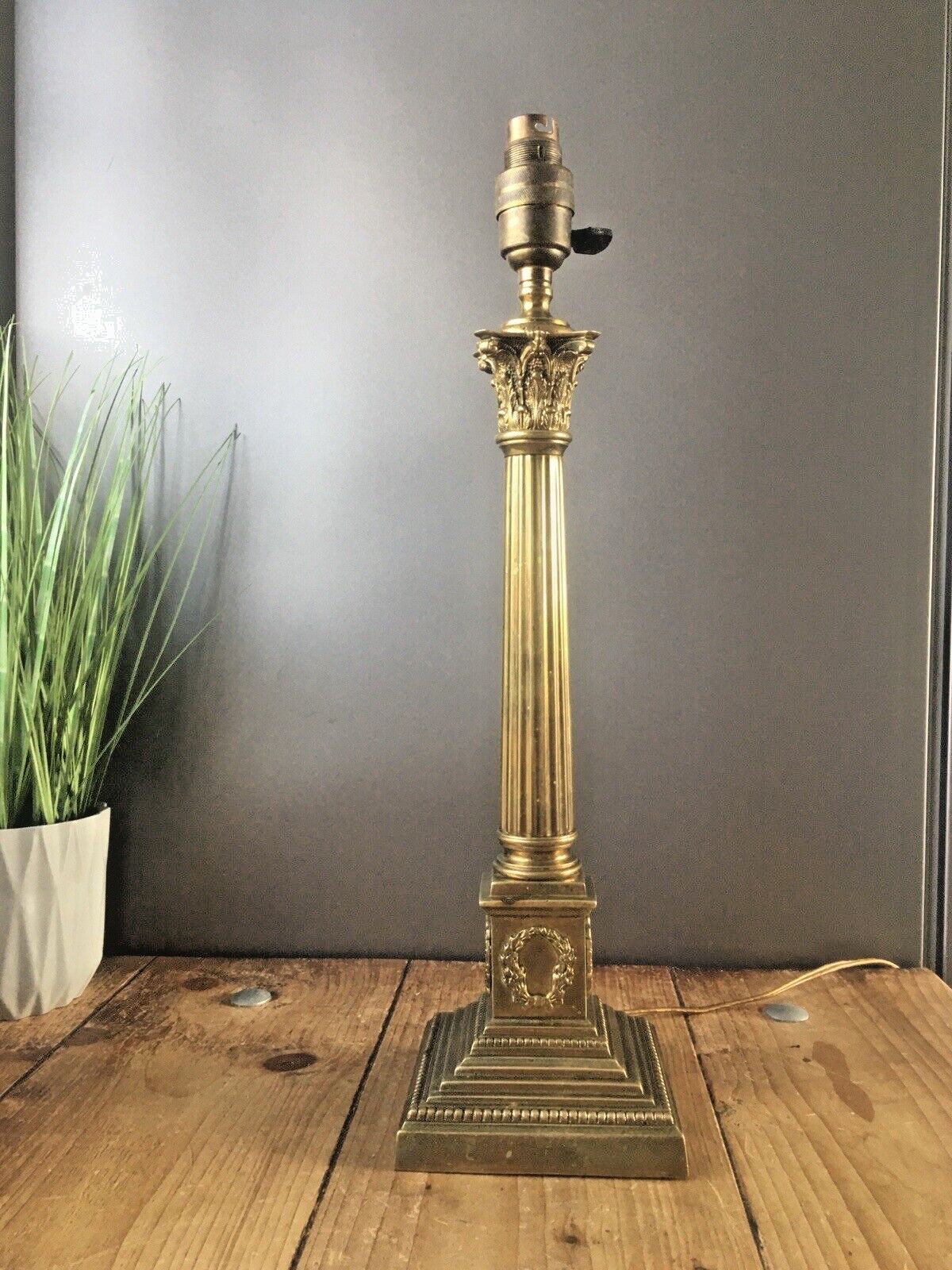 Large Antique 20s Corinthian Column Table Lamp Acanthus Leaf Grand Country House photo for sale