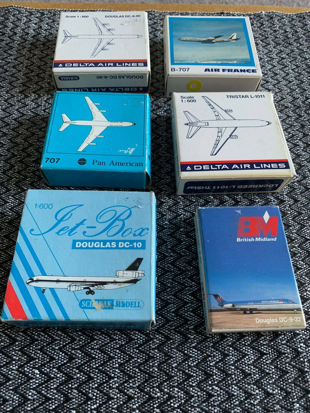 Vintage Scale Model Airplanes Boxed And Unused X 6 Collectible Toys photo furniture