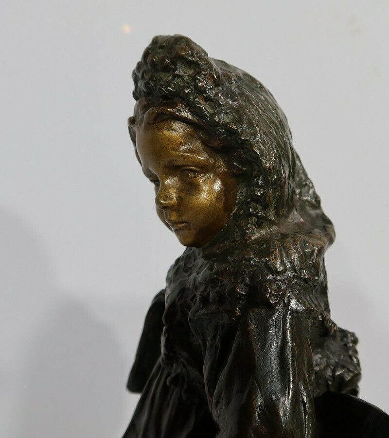 photo vintage Bronze "The Schoolgirl", By J. Cardona, After Pascau   Early 20th Century