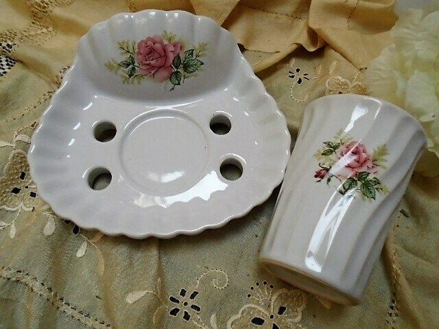 photo furniture Vintage French White Porcelain Shell Tooth Brush Holder And Beaker, Wall Mountable With Pink Rose Motif