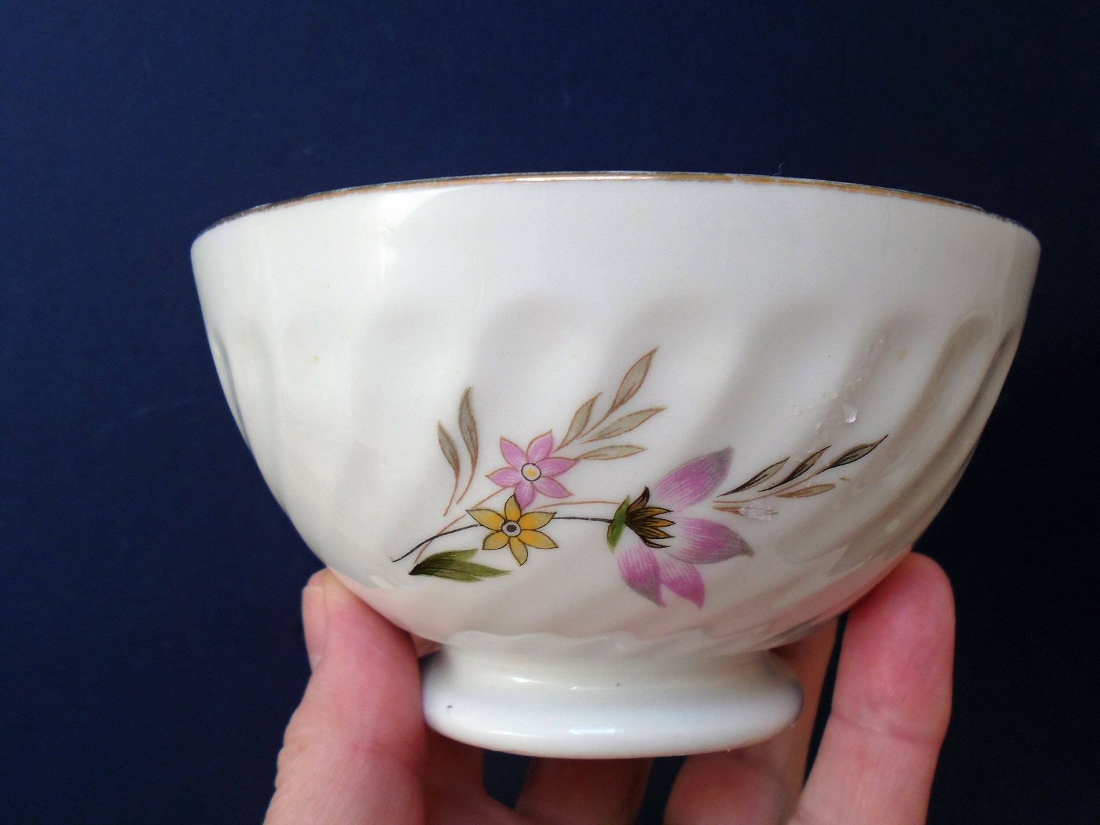 Vintage French Sarreguemines Sdv (Sarreguemines Digoin Vitry) Porcelain Cafe Au Lait Bowl, photo vintage