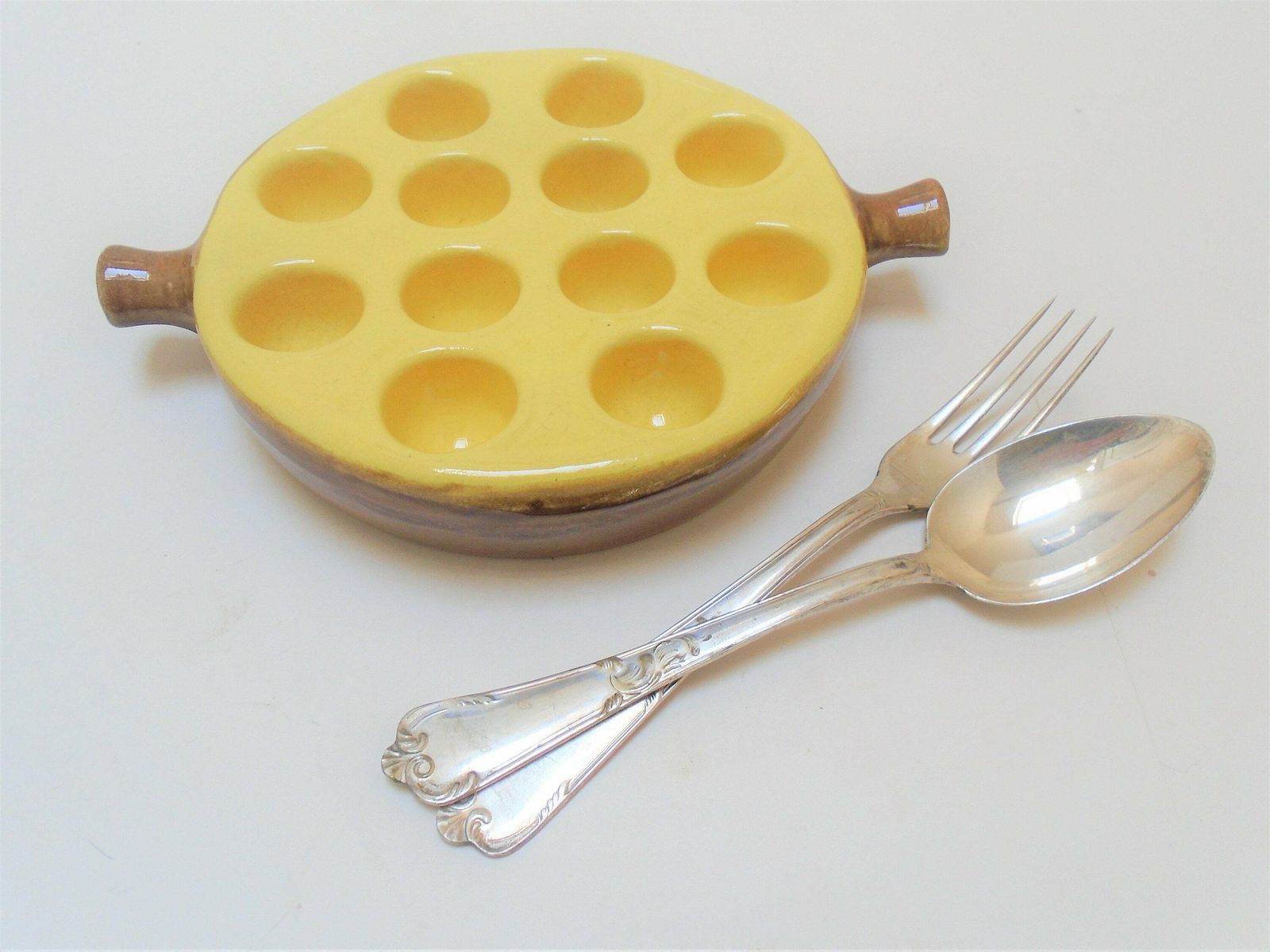Single Vintage French Emile Henry Stoneware Snail / Escargot Dish / Chunky Snail Plate, Heavy Lemon Yellow And Terracotta photo buy