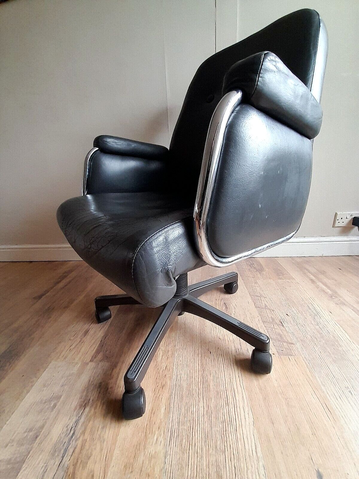 Frank Doerner For Evertaut Mid Century Leather Recliner / Swivel Chair photo 425.0