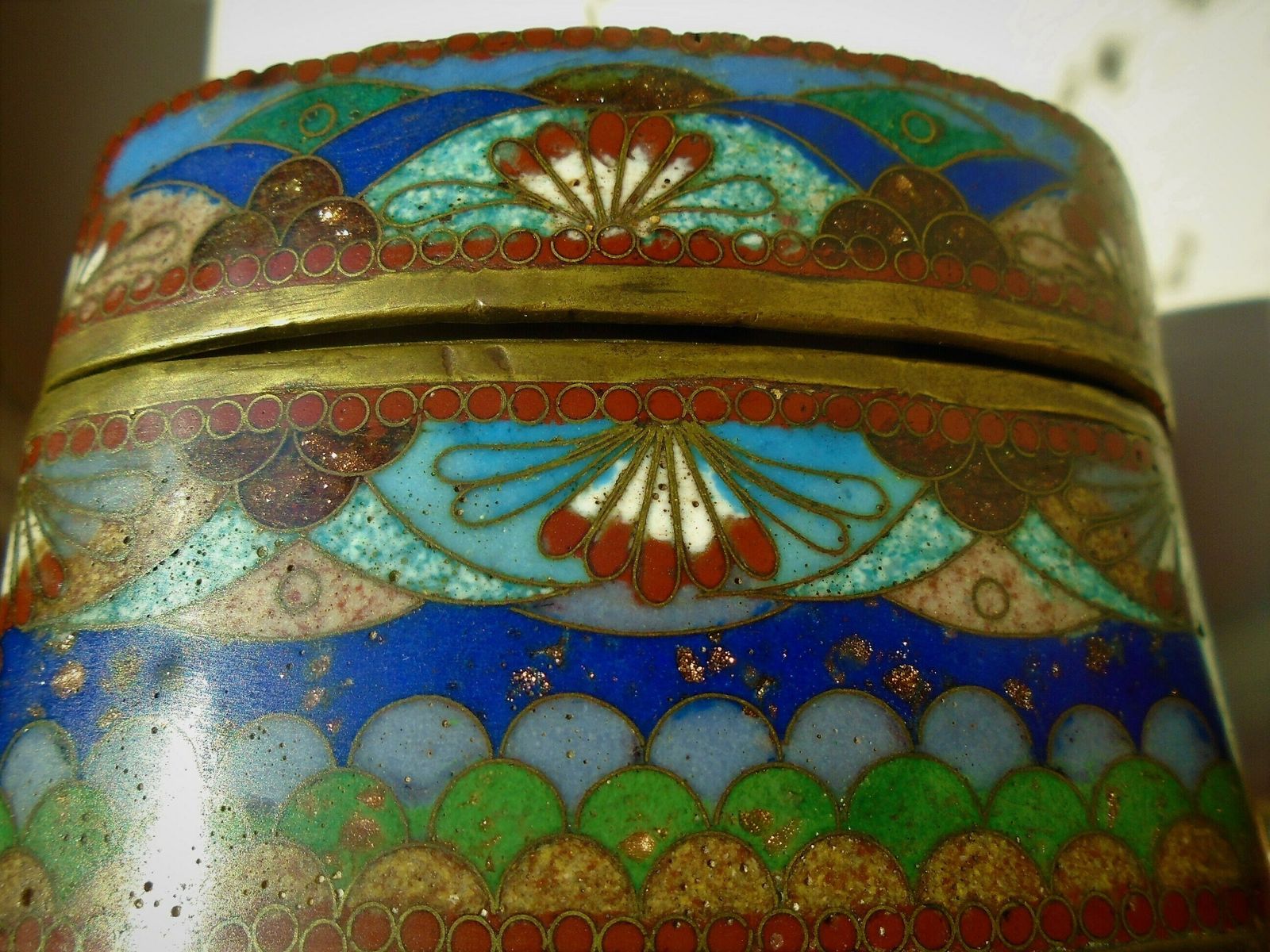 Antique Japanese Cloisonne Goldstone Enamelled Box, Meiji Period, 1868 1912