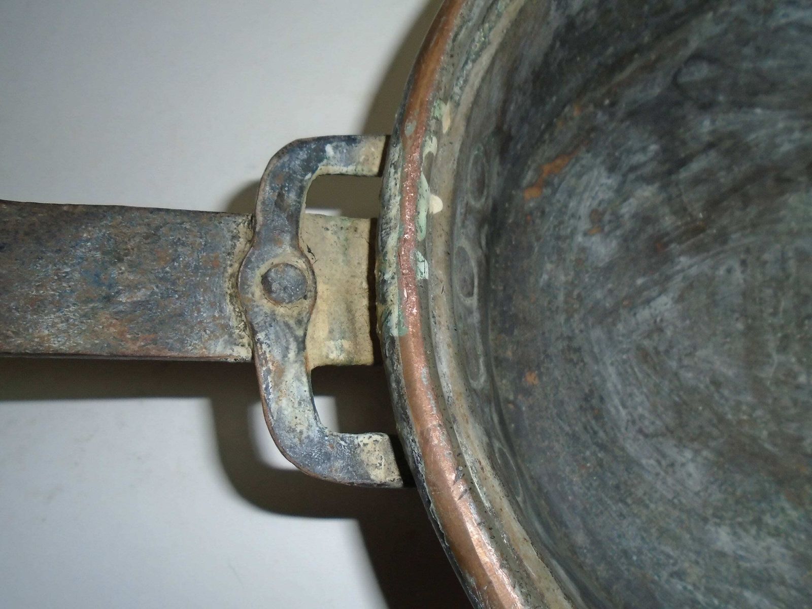 Antique French Hand Forged Solid Copper And Iron Skillet / Frying Pan / 9" Rolled Edges, Farmhouse Copper Decoration photo 83.0