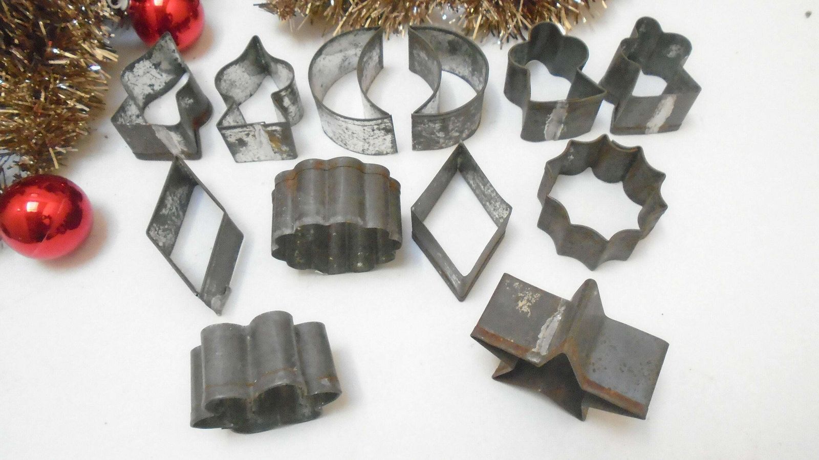 12 Antique French Metal Pastry. Cookie Or Scone Cutters, Christmas Tin Cutters, Angels, Stars, Diamonds photo 65.0