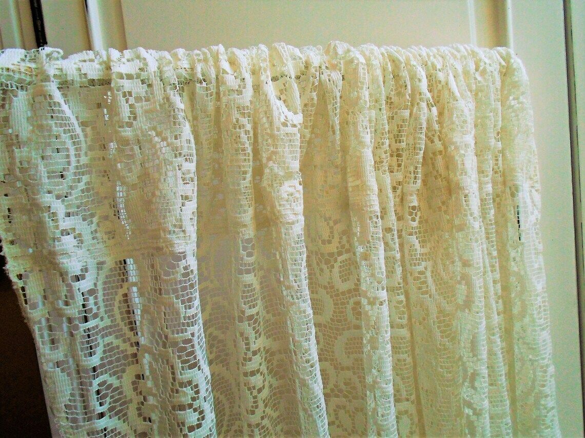 Vintage French Single White Polyester Lace Curtain, Length 2.0 M, Width 1.44 M (One Large Hem Of 13 Cm) photo buy