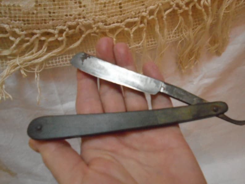Antique Rare French Napoleonic Era Cut Throat Razor Boxed Set One Razor And A Strop Sharpening Leather For Razor 1800s photo vinterior