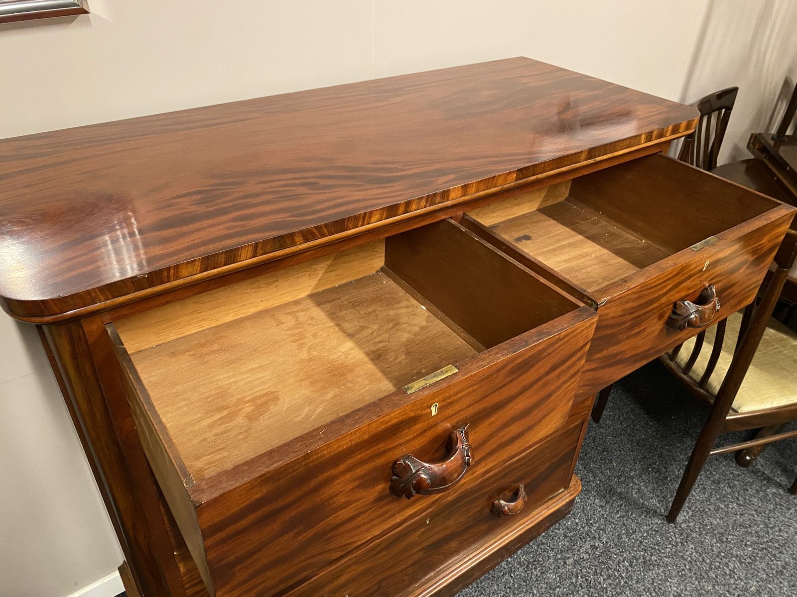 Victorian Mahogany Chest Of Drawers photo Furniture