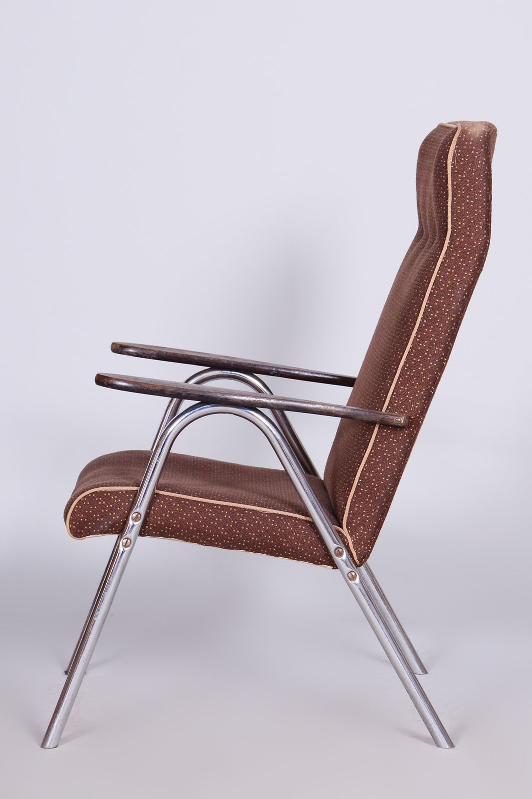 Original Bauhaus Armchair, Very Well Preserved Condition, Czechia, 1940s photo vinterior