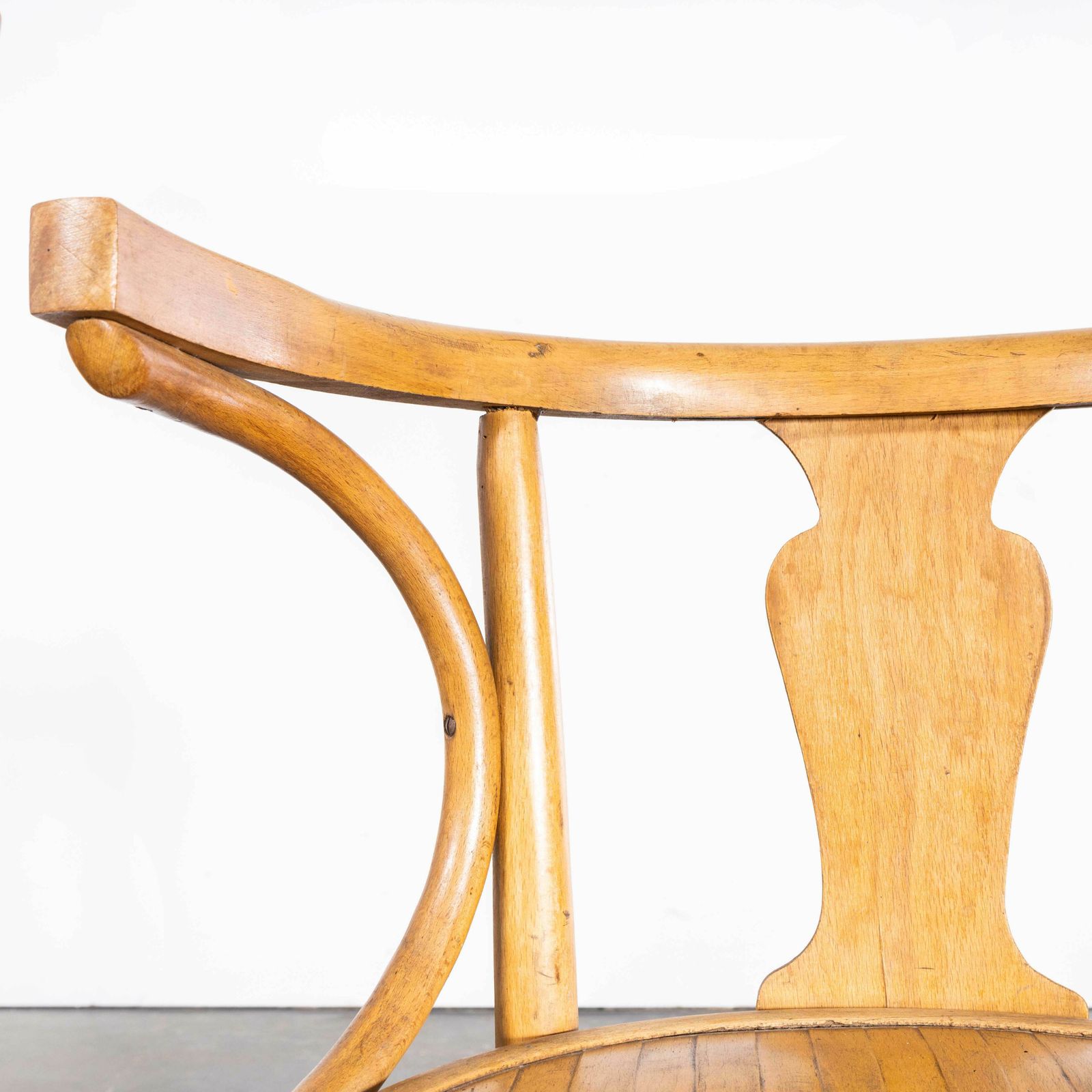 1950’s Bentwood Debrecen Blonde Dining Chairs – Set Of Six photo vintage