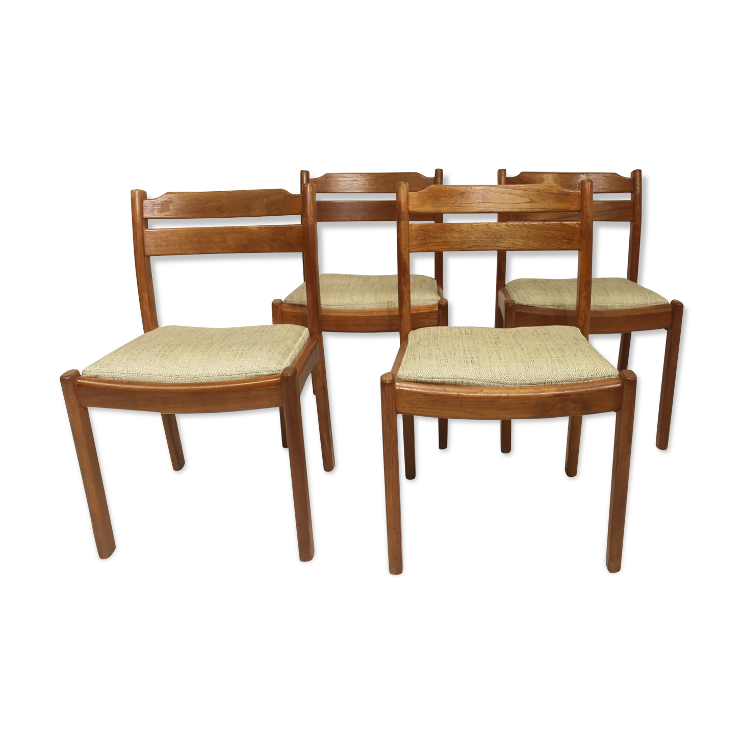 Set Of 4 Dyrlund Chairs From The 60s In Teak