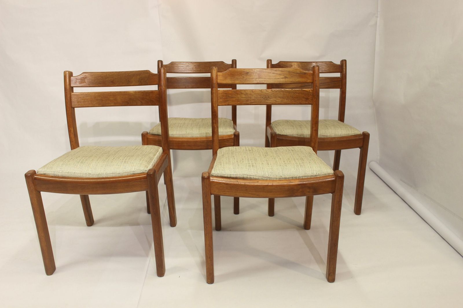 Set Of 4 Dyrlund Chairs From The 60s In Teak photo Furniture