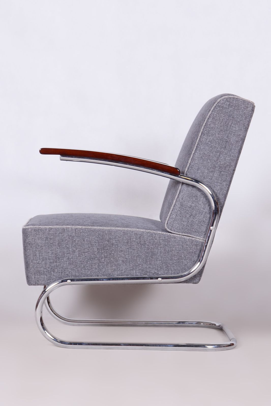 Restored Bauhaus Armchair, Mücke   Melder, New Upholstery, Czechia, 1930s photo for sale