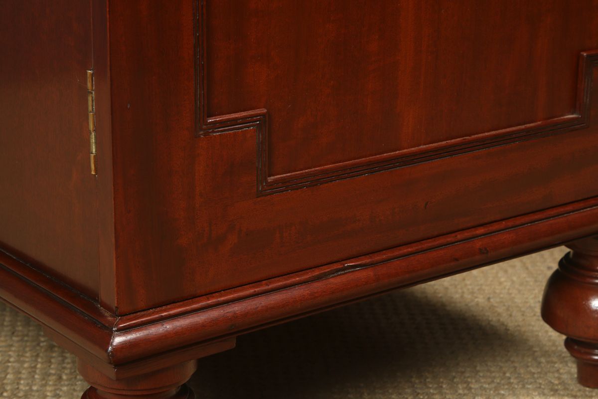 English Pair Of Regency Figured Mahogany Pedestal Cabinets / Cupboards (Circa 1820) photo vintage
