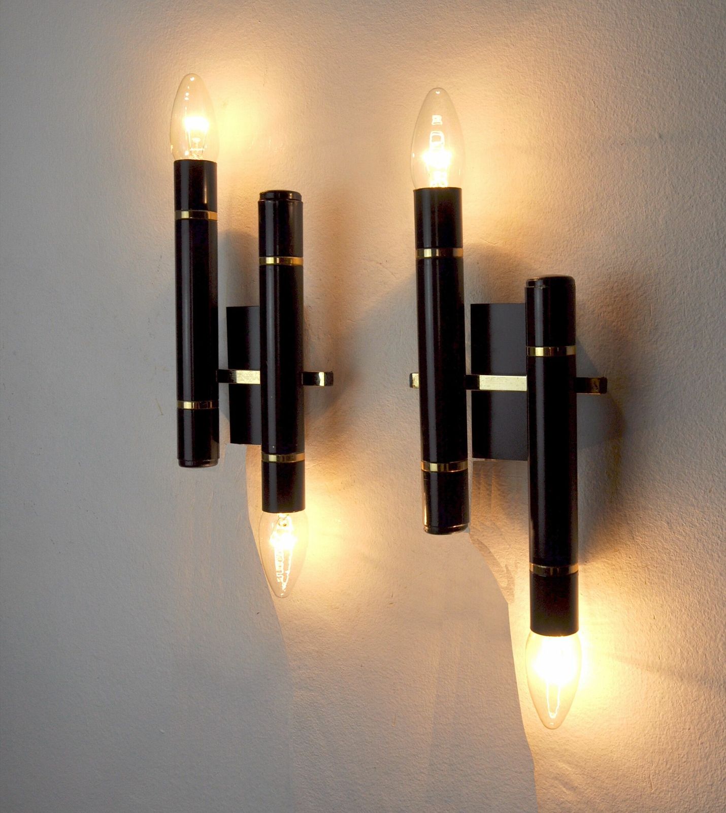 Pair Of Tubular Sconces From The Sciolari House, Italy, 1970s photo vinterior