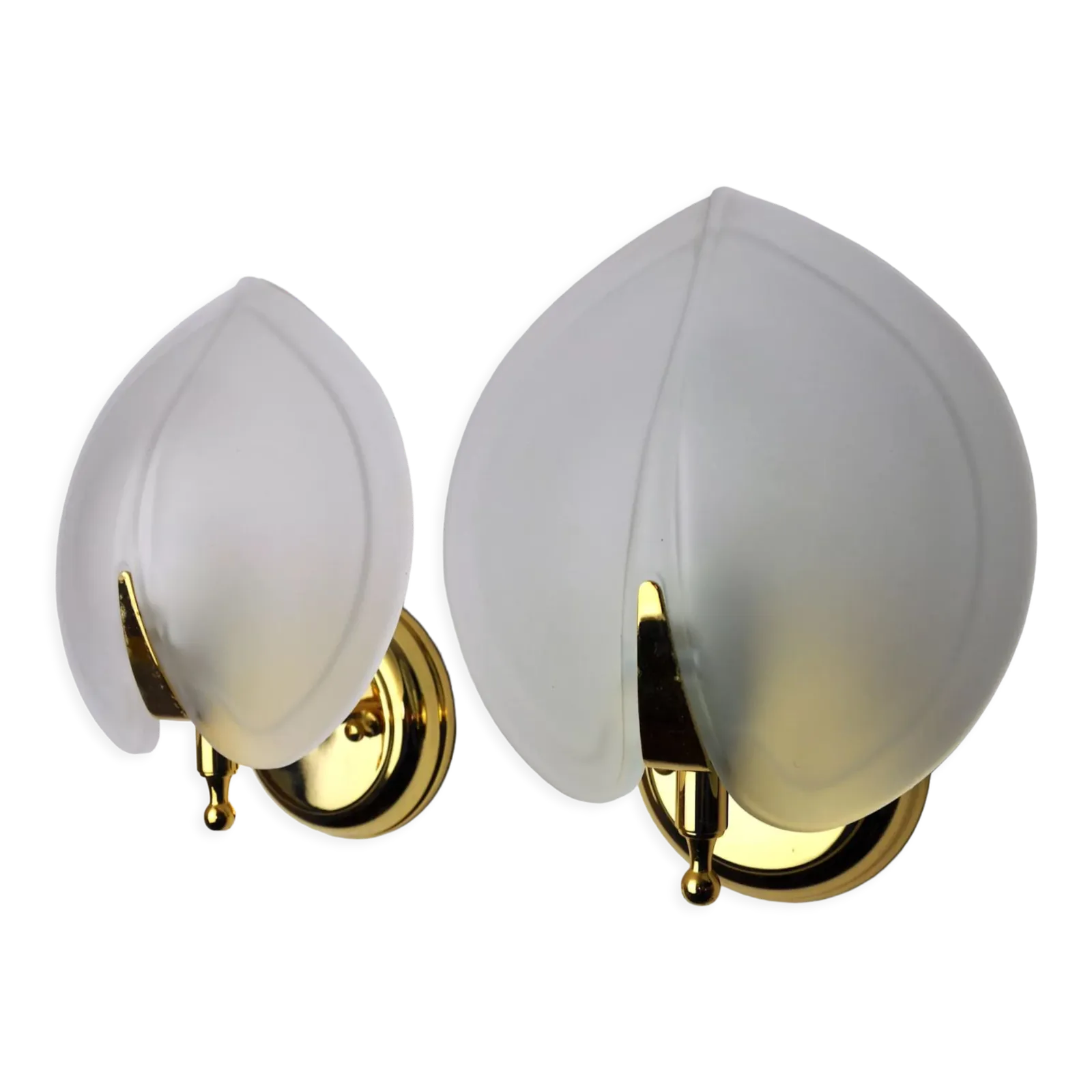Pair Of "Leaf" Sconces In Opaque Glass, Murano, Italy 1980