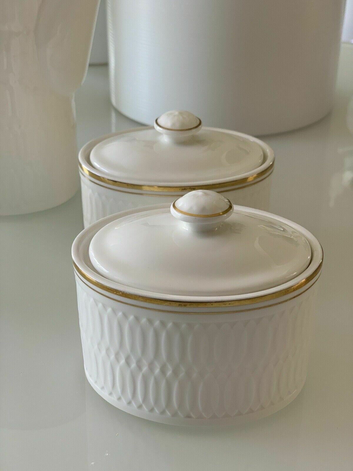 Antique Royal Doulton Coffee Pot, 3 Cups & Saucers, 2 Lidded Pots & Gravy Boat photo furniture