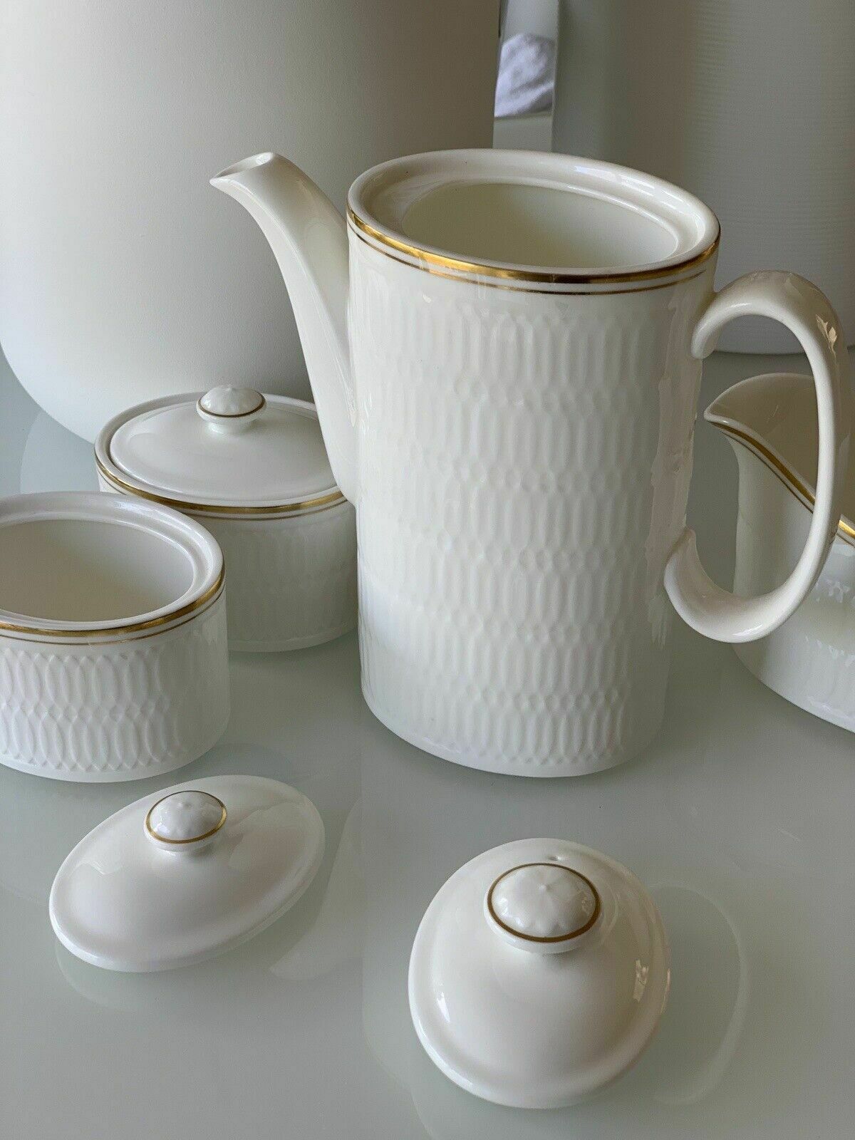 Antique Royal Doulton Coffee Pot, 3 Cups & Saucers, 2 Lidded Pots & Gravy Boat photo 50.0