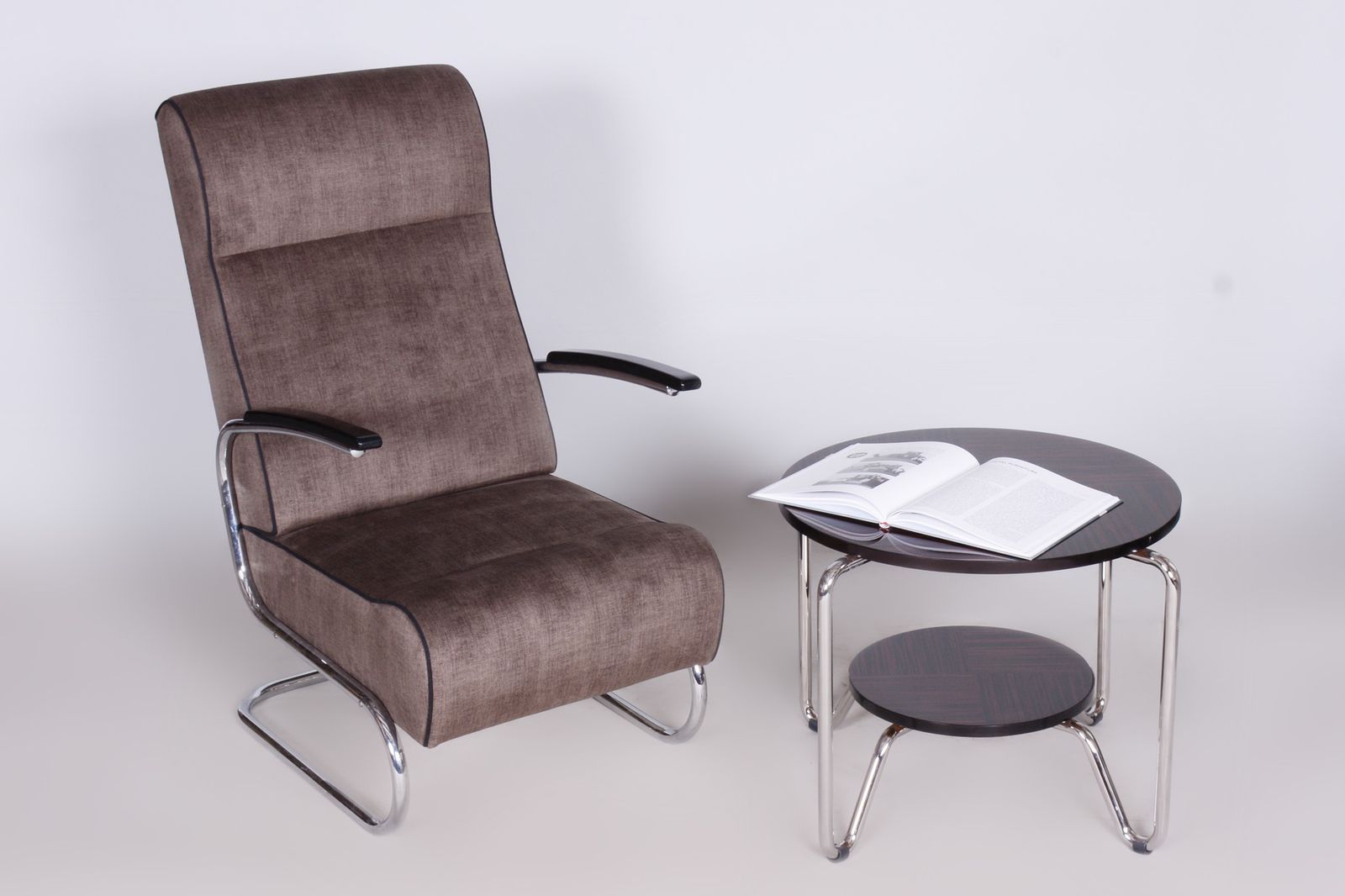 Bauhaus Armchair By Mücke Melder, Restored, New Upholstery, High Quality Fabric, Czechia, 1930s photo vinterior