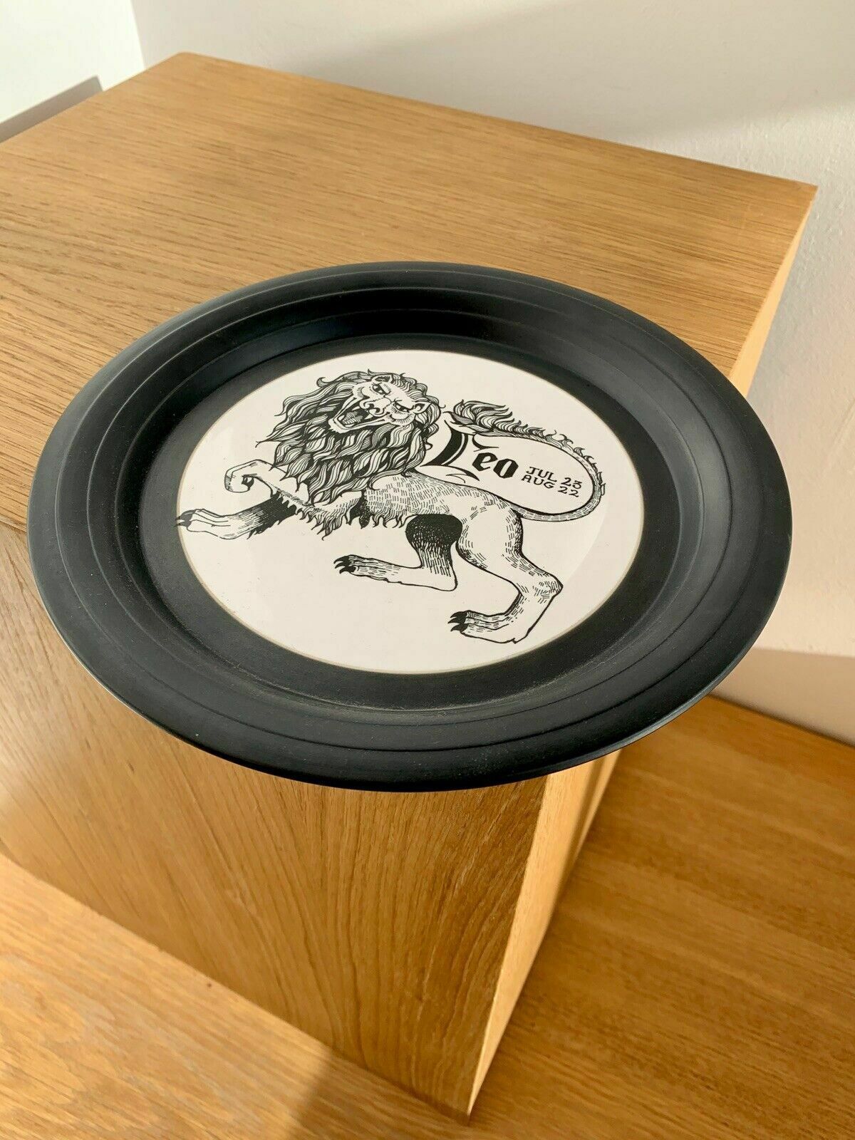 Rare Hornsea Pottery Leo Horoscope Zodiac Plate By John Clappison 1960's photo Home Decor