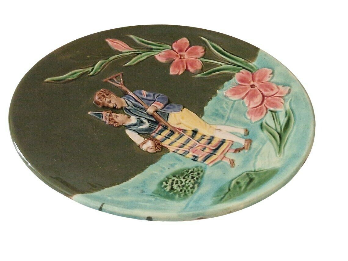 Bavarian Majolica Plate With Couple In Folk Costumes, Art Nouveau Ceramic Wall Decor photo for sale