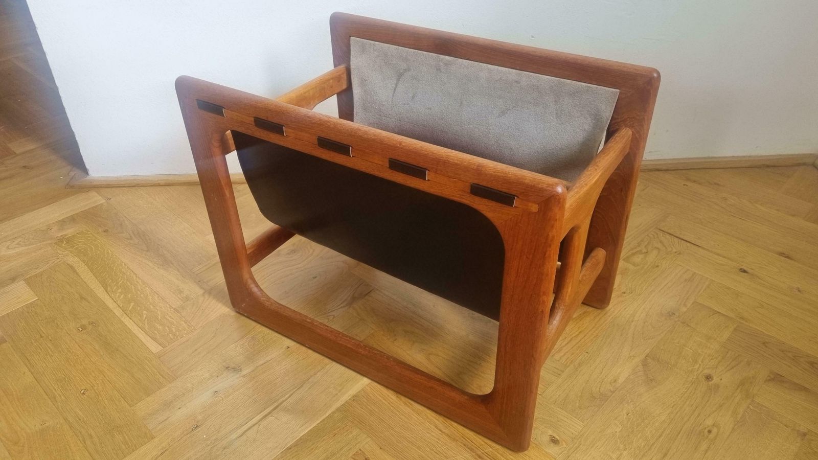 Midcentury Teak Magazine Rack, Salin Møbler, Aksel Kjersgaard, Denmark, 1970s photo vinterior