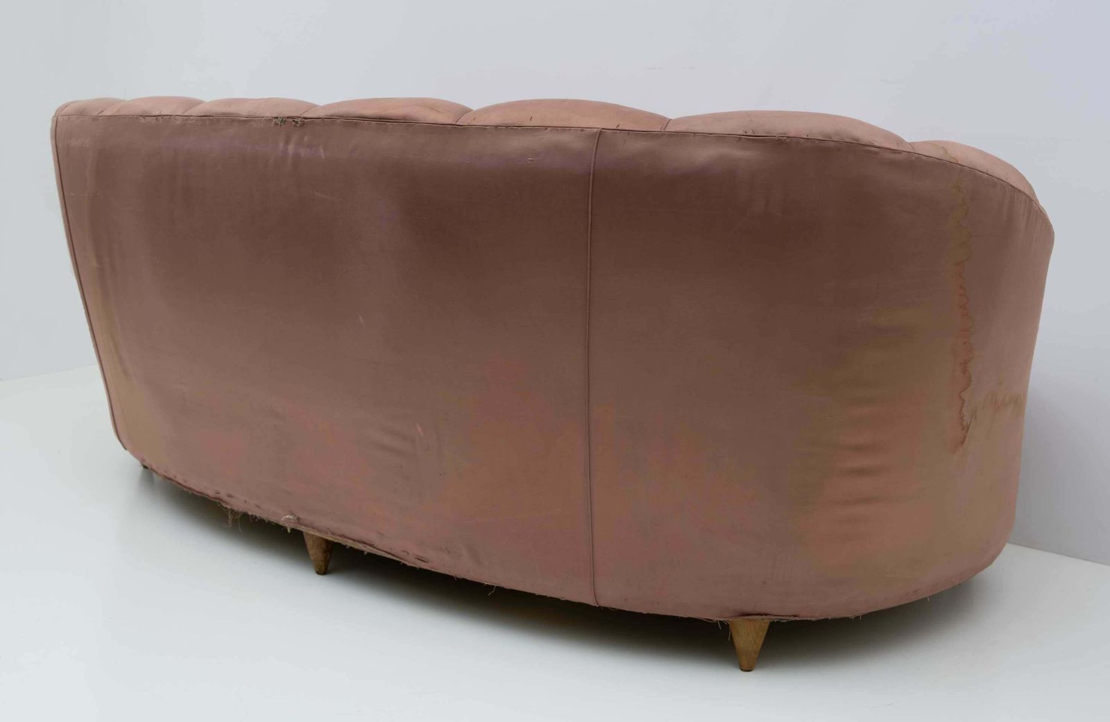 photo furniture Gio Ponti Mid Century Modern Rare Italian Curved Sofa "Casa E Giardino" 1936