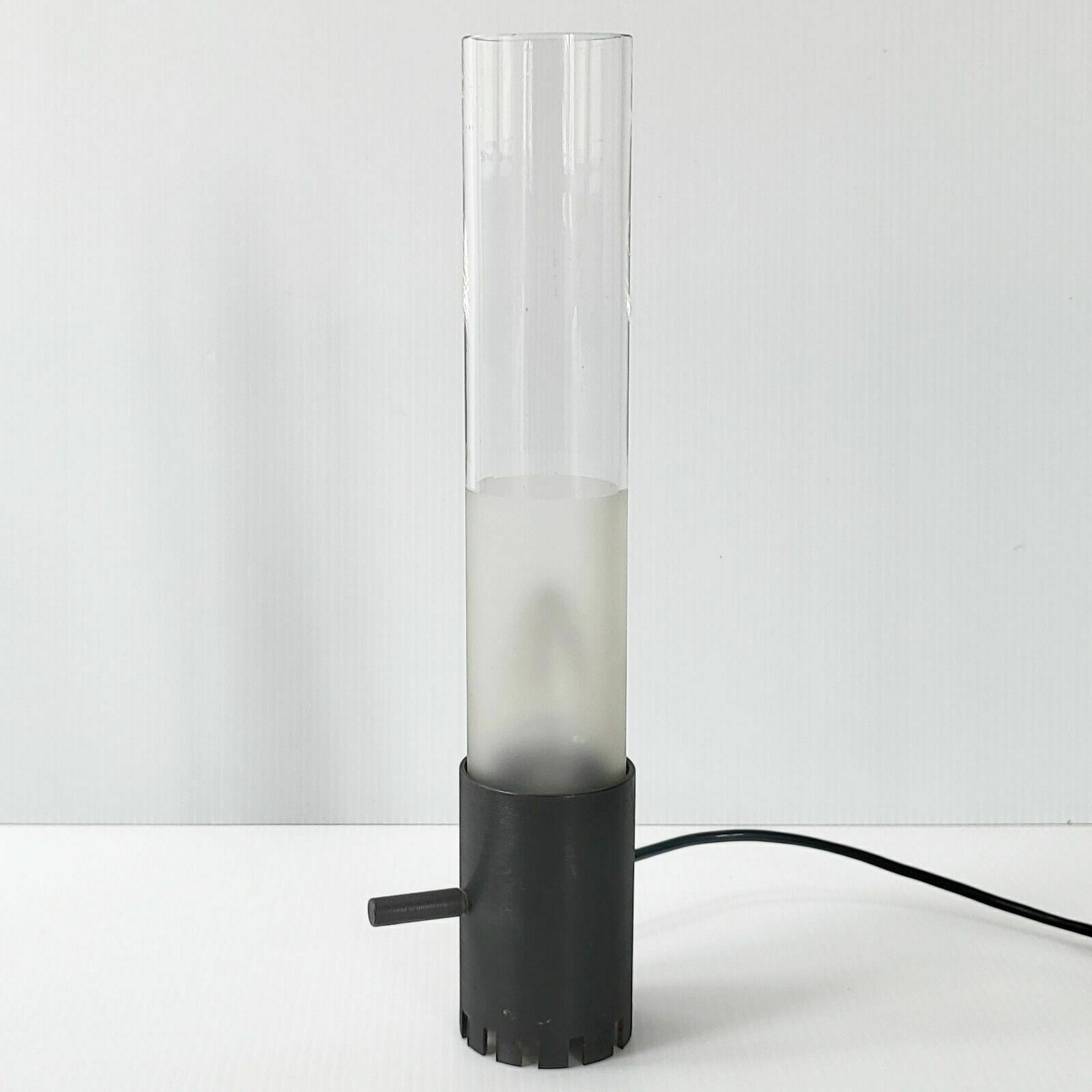 Vintage Tafellamp Ca. 1950 In Staal En Glas – Ontwerper Onbekend